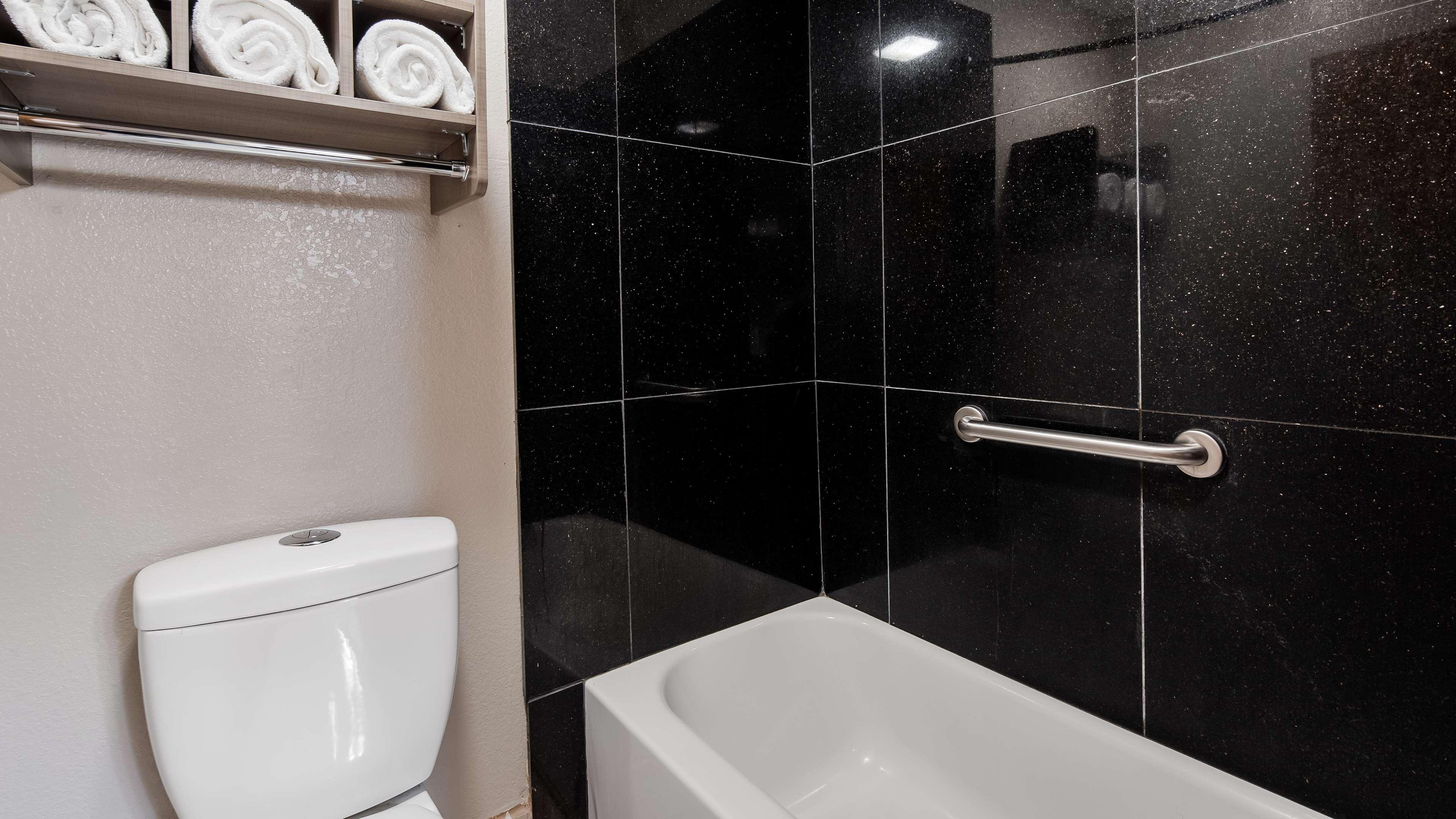 Surestay Plus Hotel By Best Western Kearney Exterior foto