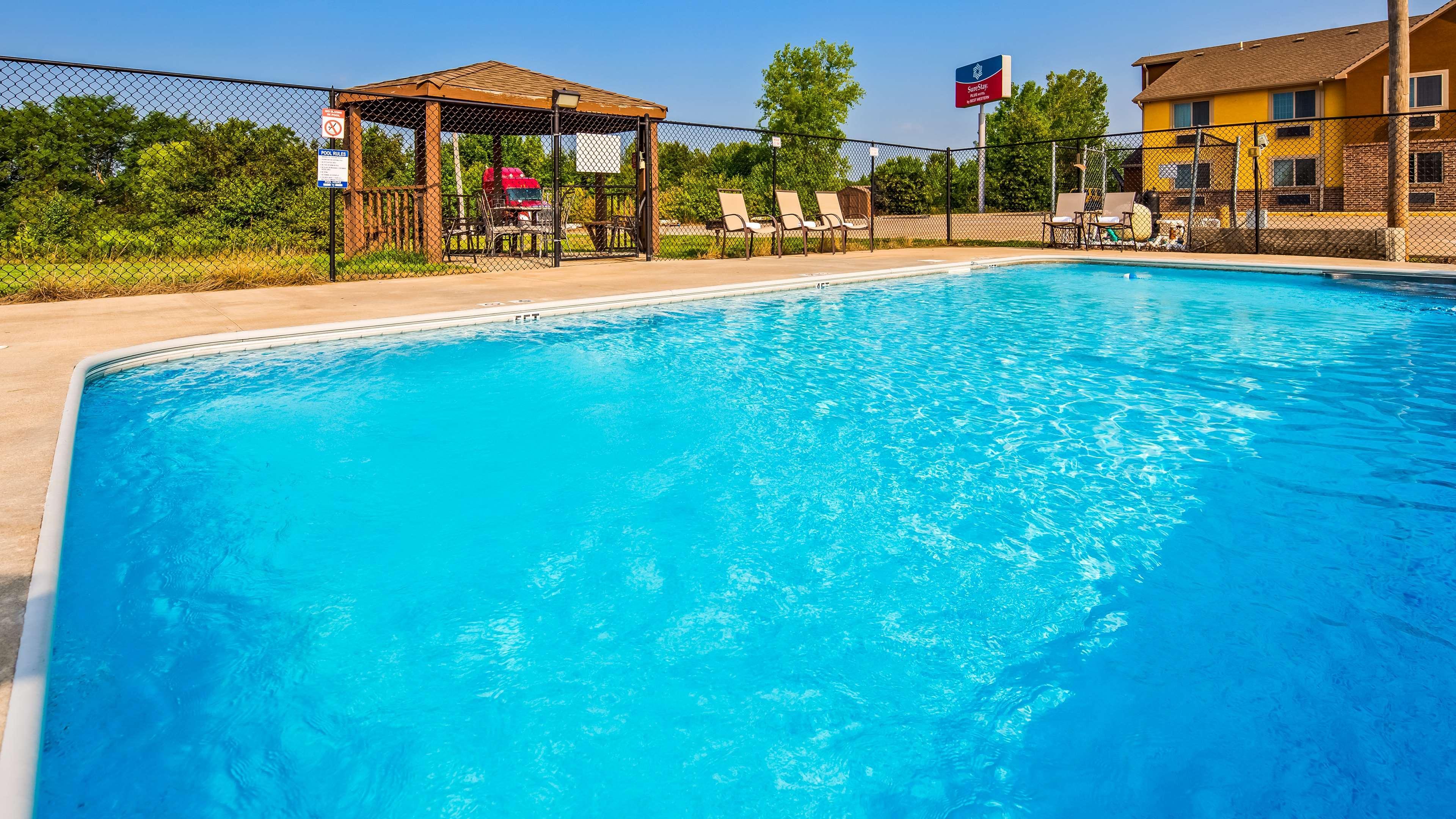 Surestay Plus Hotel By Best Western Kearney Exterior foto